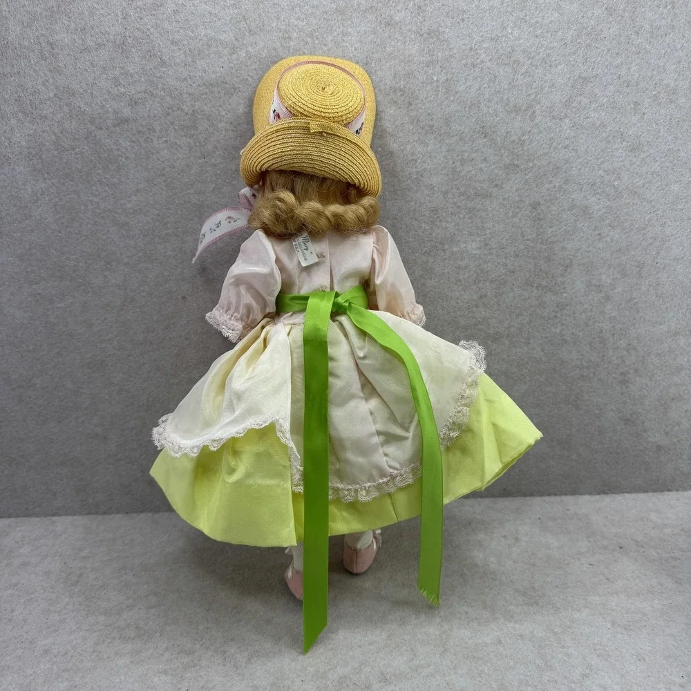 Madame Alexander Mary Mary #1569 14 In‎ Doll Blonde Brown Eyes Watering Can